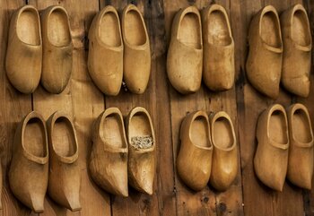 Wie heeft de klomp uitgevonden? Wie heeft de klomp uitgevonden?